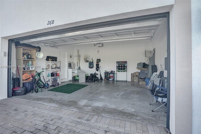 Building Photo - 268 NE 210th Way