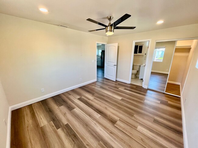 Building Photo - Great 3B/2BA Home in Imperial Beach!