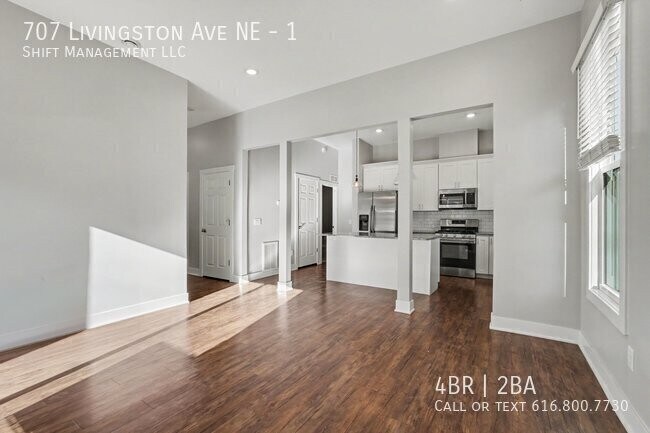 Building Photo - 707 Livingston Ave NE