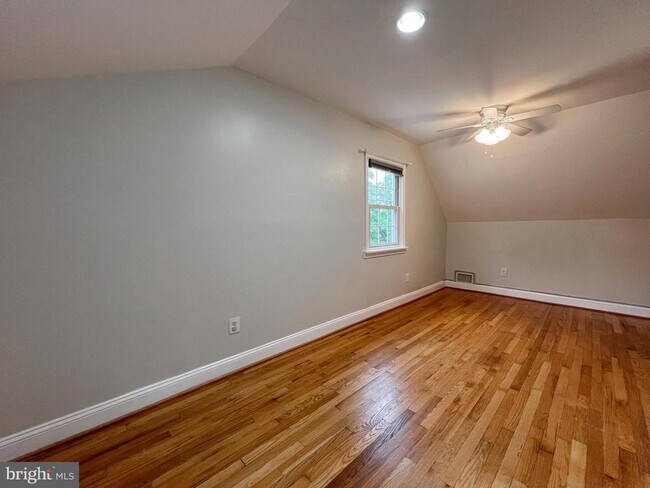 Building Photo - 2515 Randolph Rd