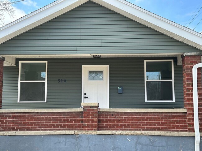 Building Photo - New Glory