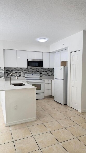 Building Photo - 11050 SW 196th St