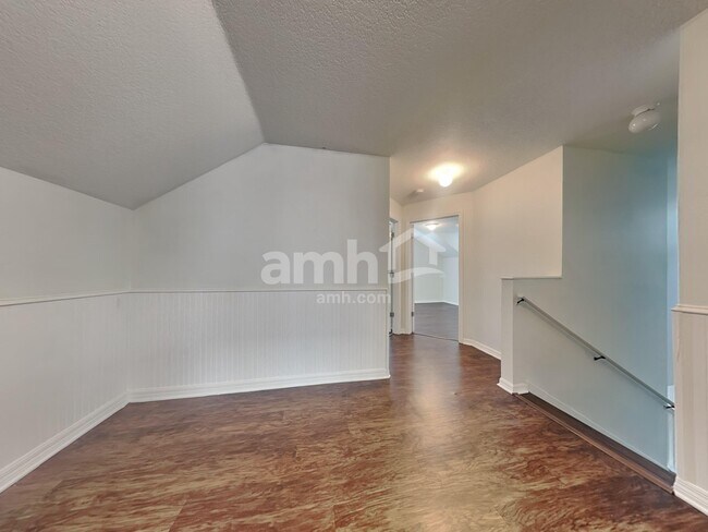 Building Photo - 4322 Brooke Dr