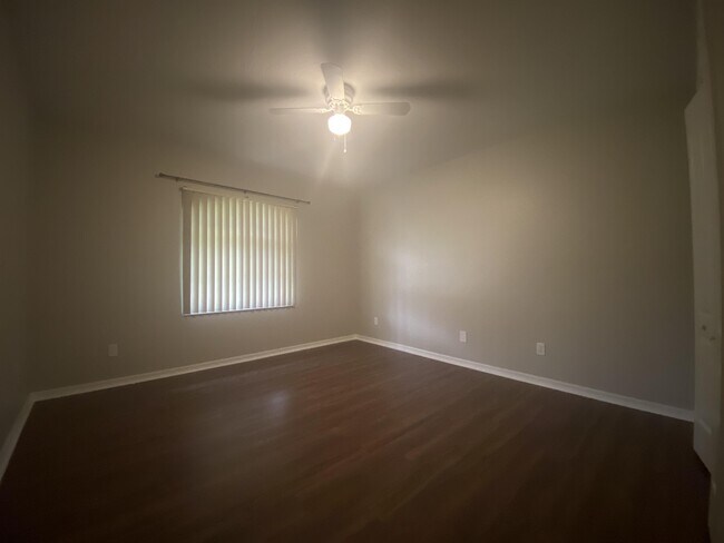 Building Photo - 3928 Champagne Ave