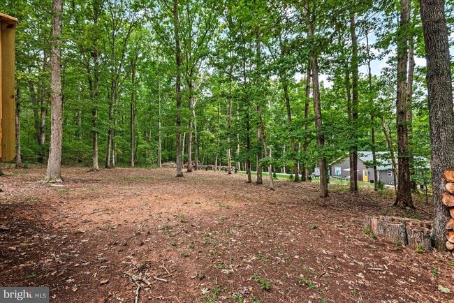 Building Photo - 65 Wades Run