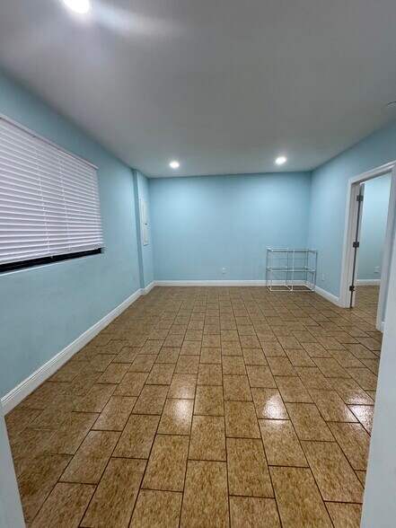 Building Photo - 12650 SW 195th Ter