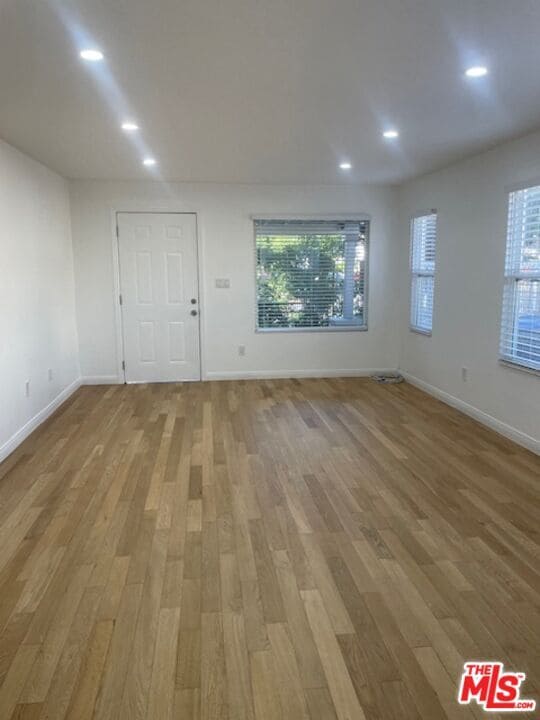 Building Photo - 1254 N Detroit St