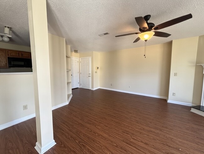 Building Photo - 3634 Morris Farm Dr