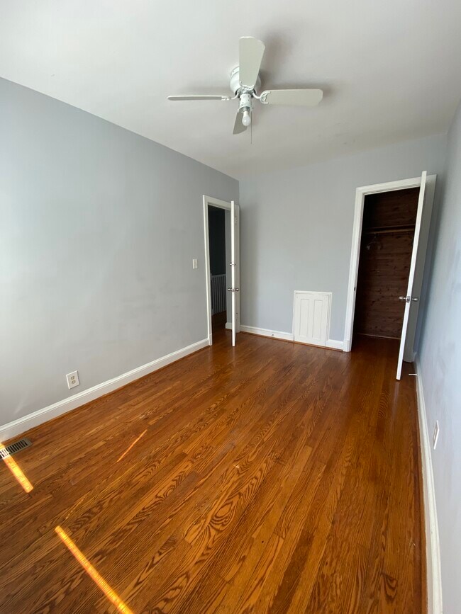 Bedroom 1 - 1723 Lang Pl NE