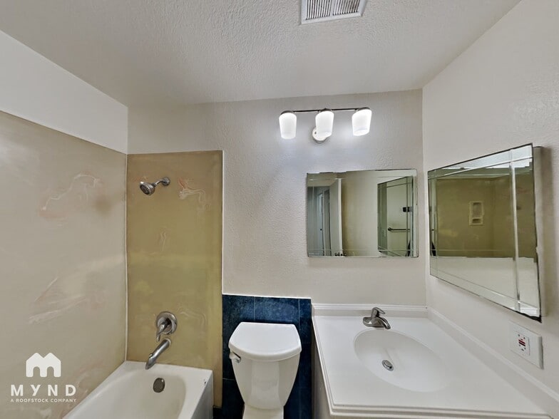 Building Photo - 34320 Gadwall Common