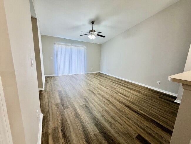 Building Photo - Charming 3BR/2BA Lehigh Acres Duplex with 1-Car Garage | Lawn Care & Salt Service Included