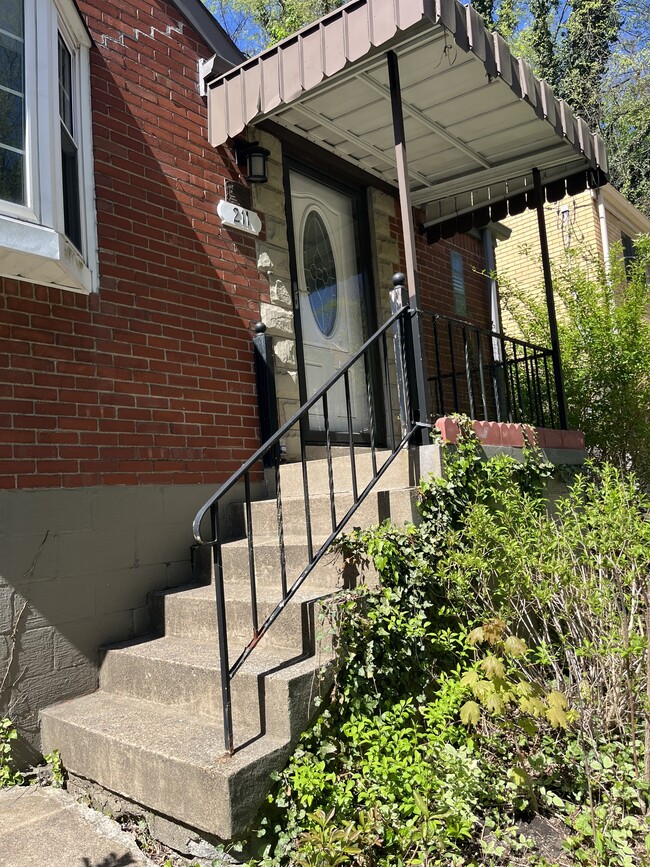 Primary Photo - 211 Cape May Ave