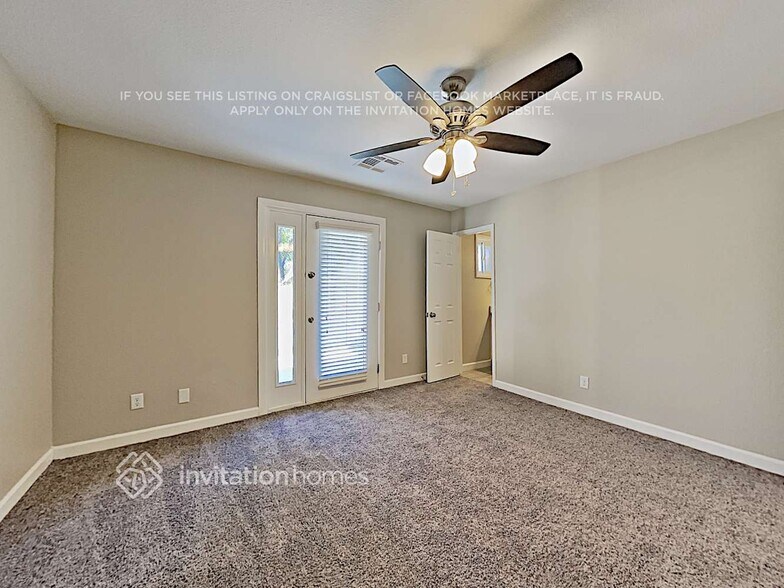 Building Photo - 1918 E Pebble Beach Dr