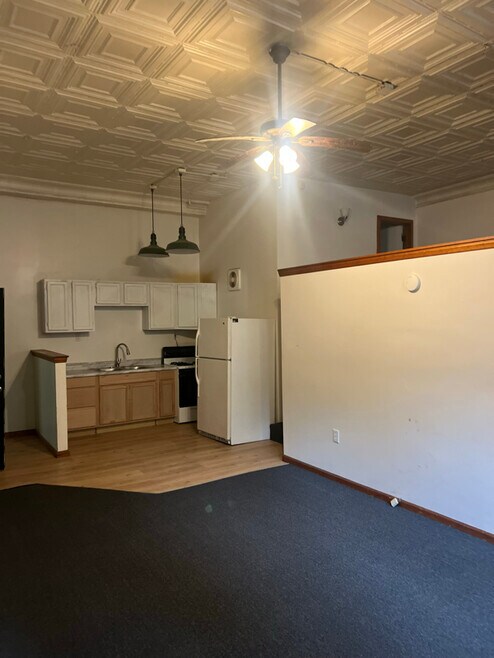 Building Photo - 1580 Electric Ave