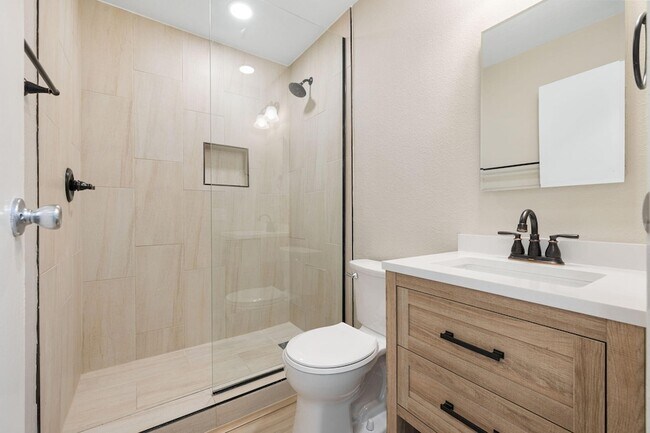 Building Photo - 46869 CA-74