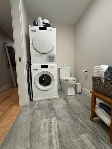 Building Photo - 45 Market St