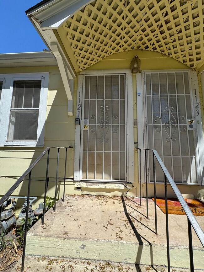 Building Photo - Great Duplex Unit near Downtown Loveland