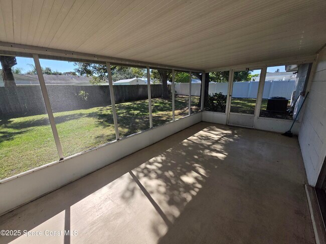 Building Photo - 2615 St Michel Ave