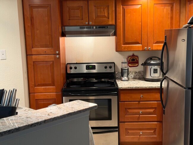 Building Photo - 1401 Village Blvd