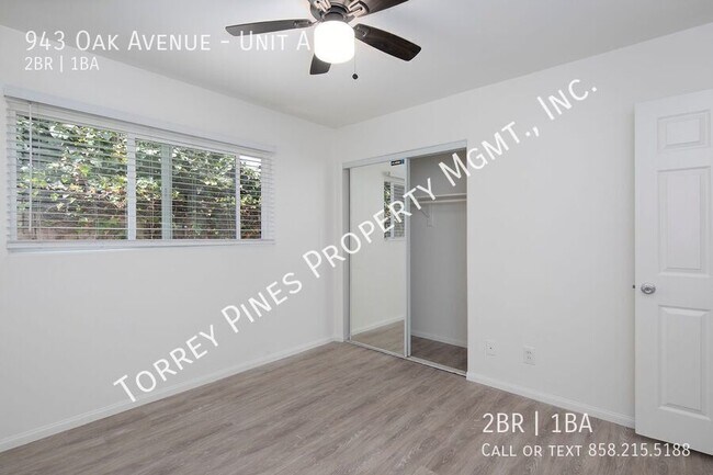 Building Photo - 943 Oak Ave