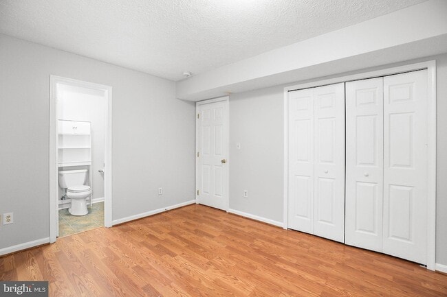 Building Photo - 7303 Sunset Ridge Ct