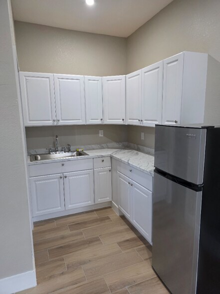 Building Photo - 21080 SW 132nd Ave