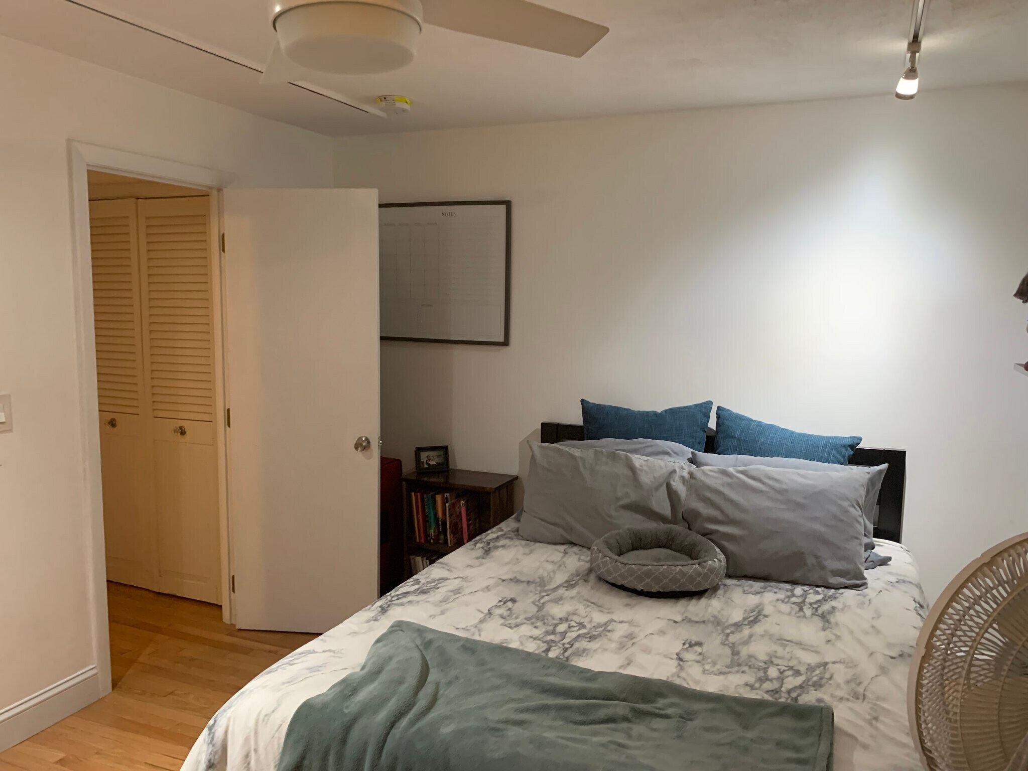 Building Photo - 11 Bridge St