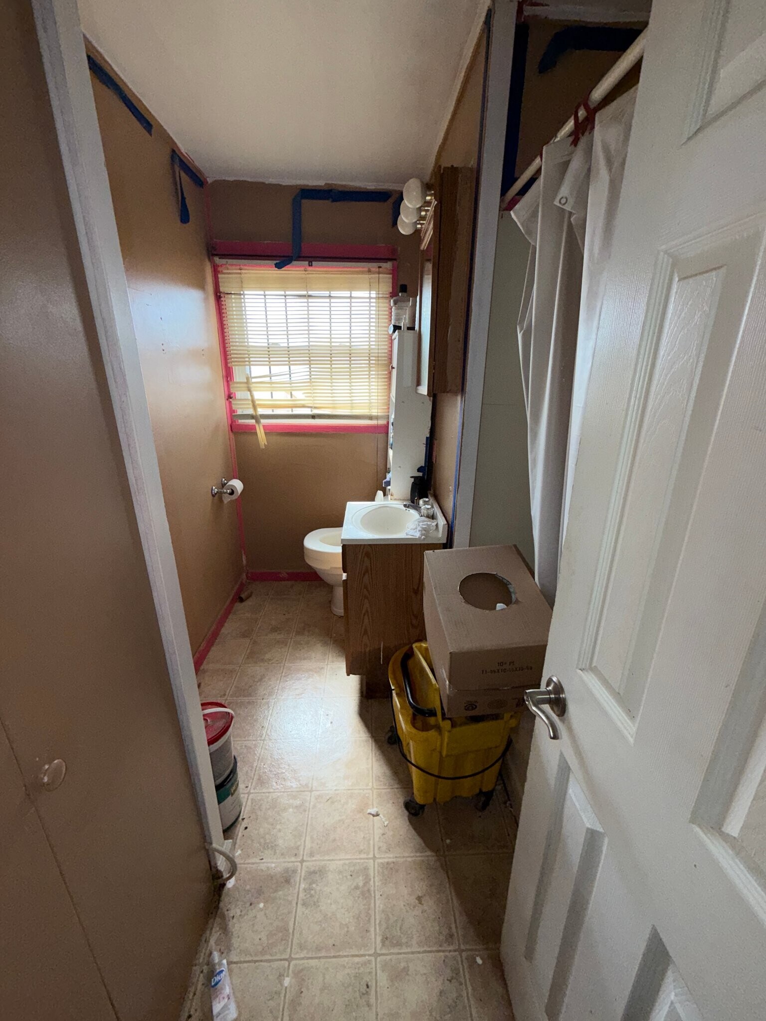 Building Photo - 7013 Edna St