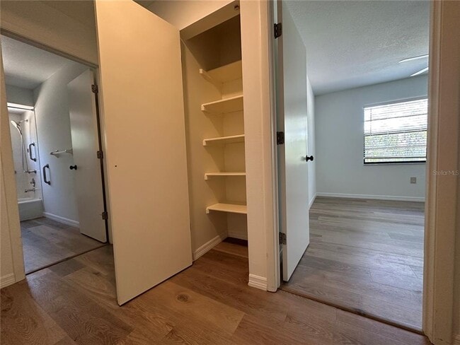 Building Photo - 733 Tropical Cir
