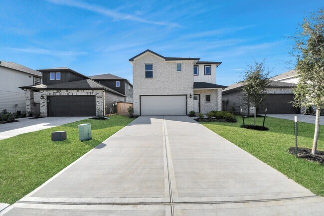 Building Photo - 16690 Sterling Clf St