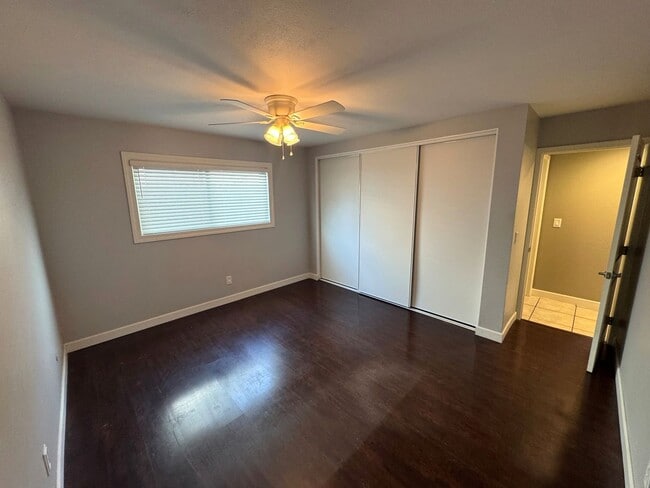 Building Photo - Single-Story East Ventura Home – 3 Bed / 1.75 Bath + Updated Interior