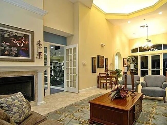 Building Photo - 8263 Miramar Way