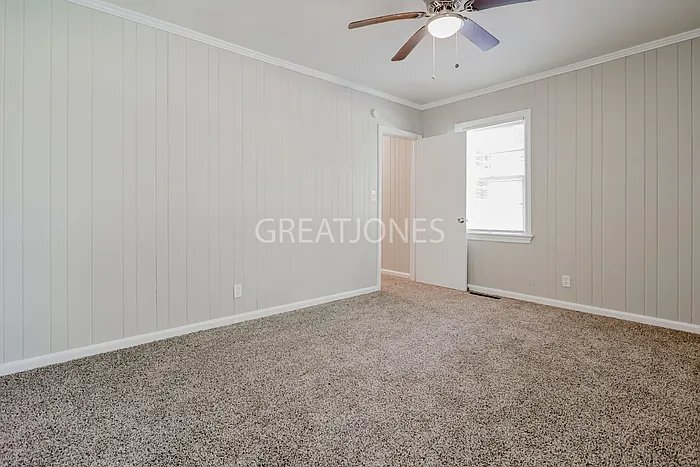 Building Photo - 717 Ridgecrest Rd