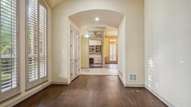 Building Photo - 104 Stonehaven Ct