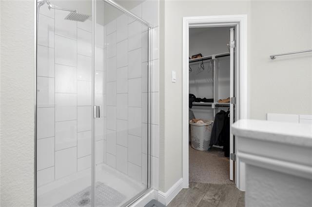 Building Photo - 16032 Farringdon St