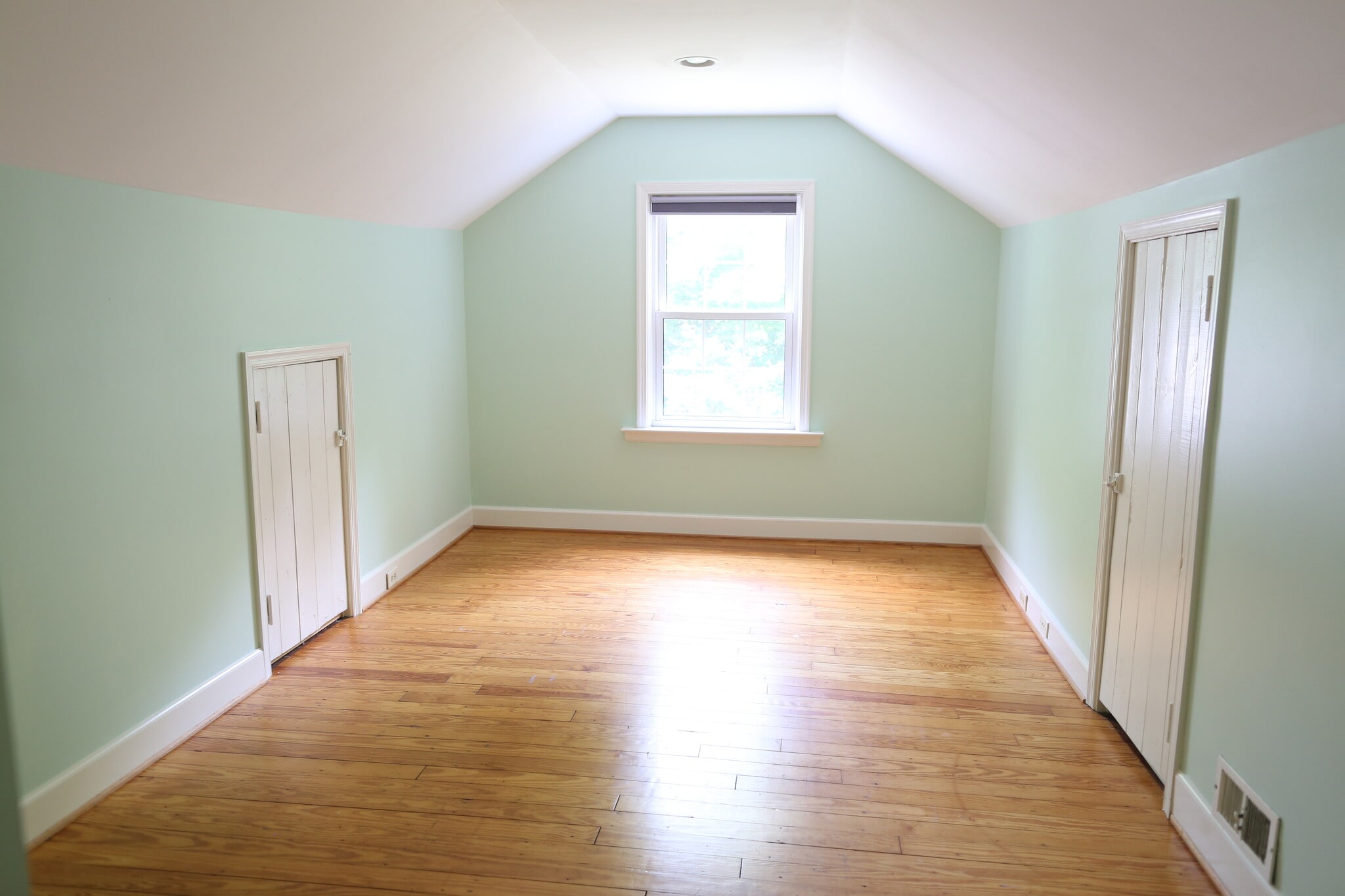 Building Photo - 1005 Arnette Avenue