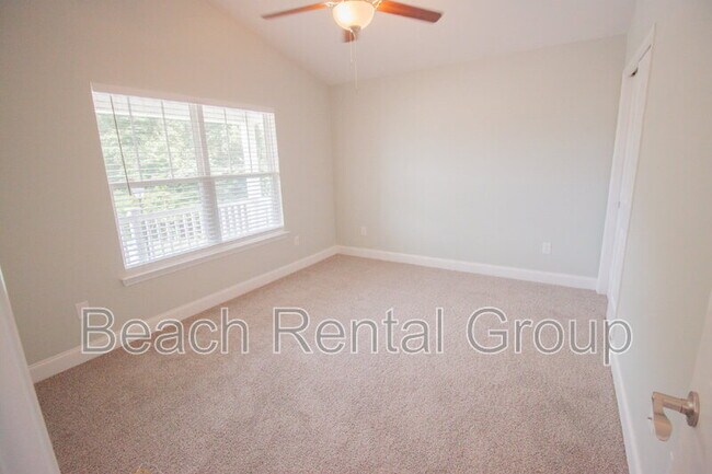 Building Photo - 410 Colin Claire Ct