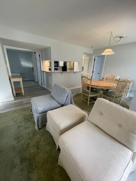 Building Photo - 7412 Ashfield Ct