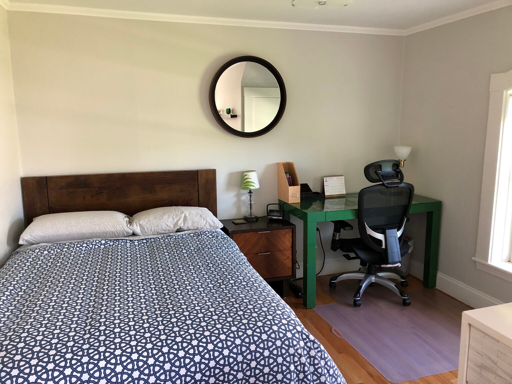 Building Photo - 105 Chestnut St