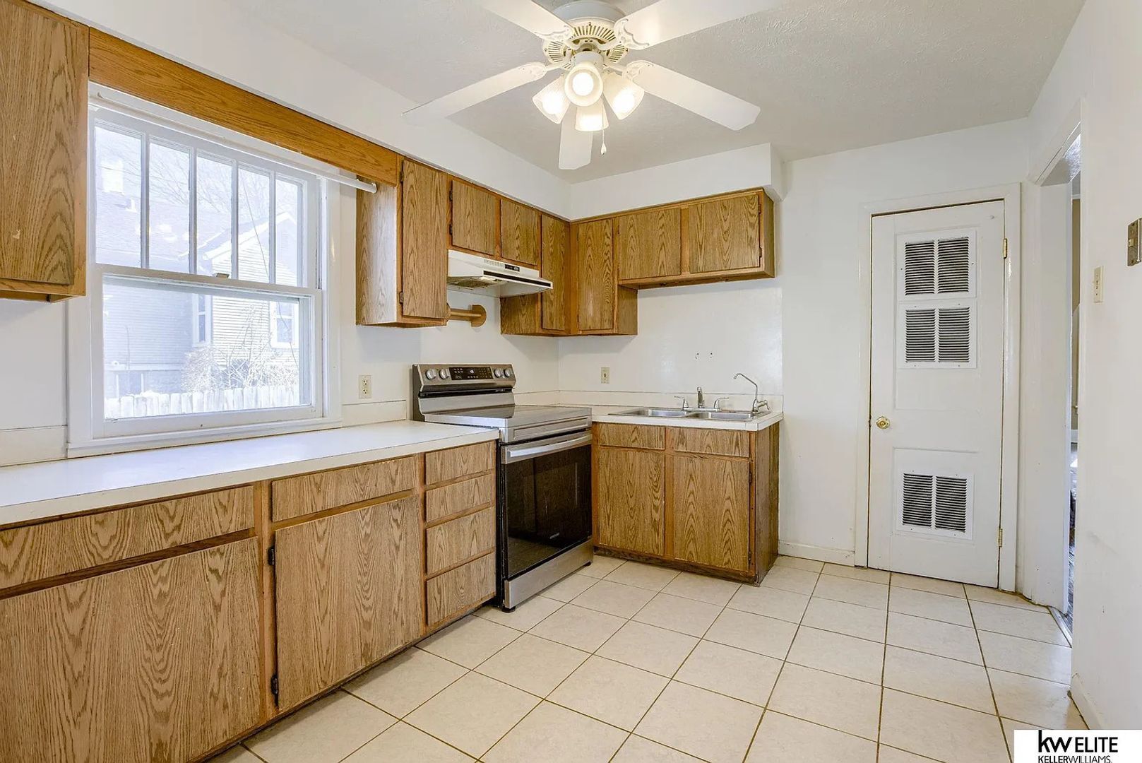 Building Photo - 4542 Franklin St