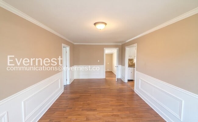 Building Photo - 5207 Evitt St