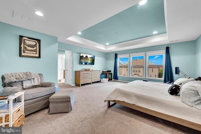Building Photo - 42530 Oxford Forest Cir