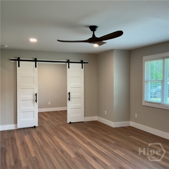 Building Photo - 5924-5921 GA-21