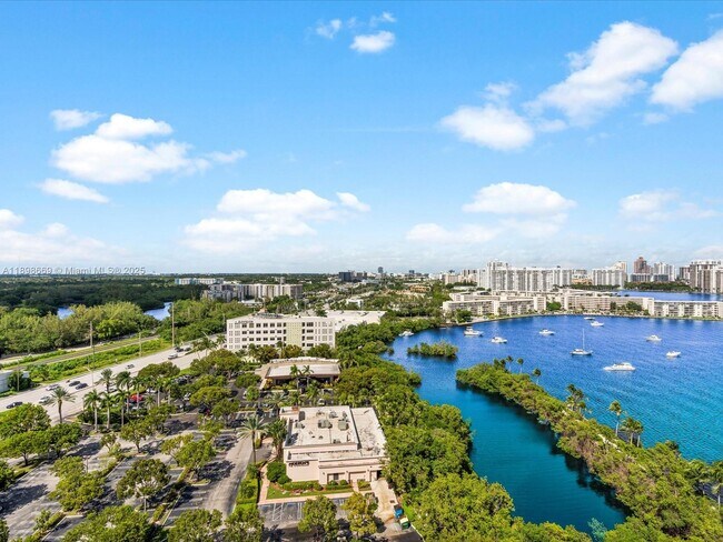 Building Photo - 17301 Biscayne Blvd