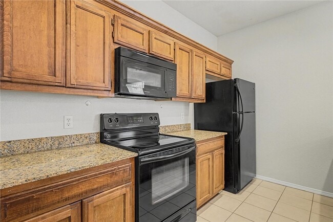 Building Photo - 3102 SW Deerfield Blvd