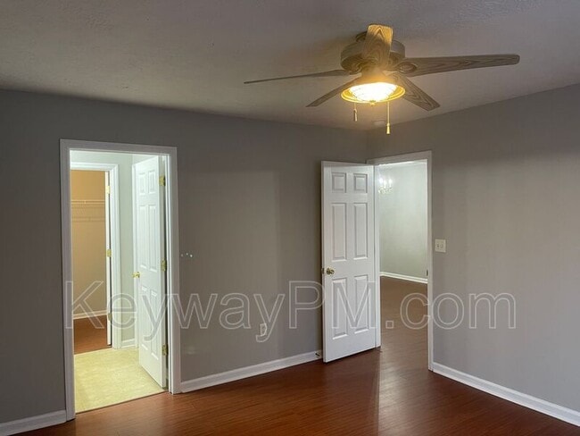 Building Photo - 1402 Anna Way