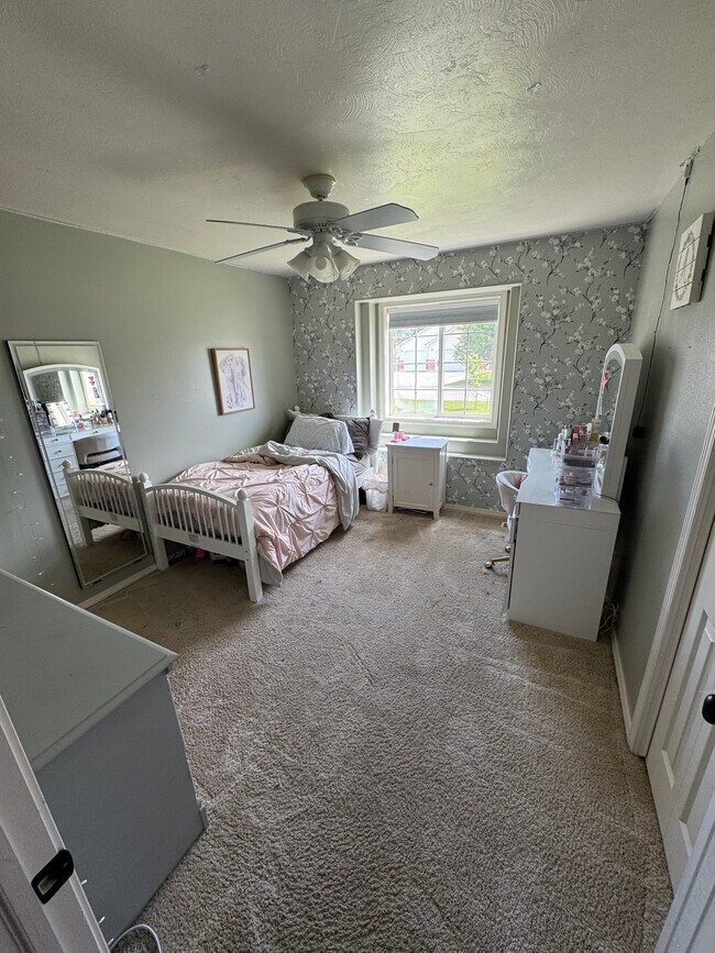 Building Photo - 4301 E Nibley Cir
