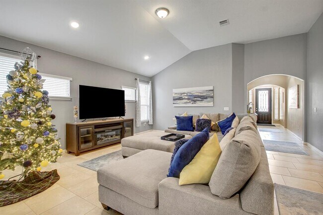 Building Photo - 16508 Pallazo Dr