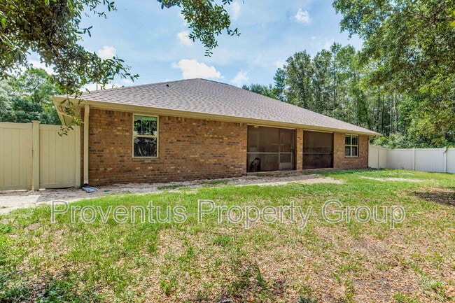 Building Photo - 3111 Hickory St