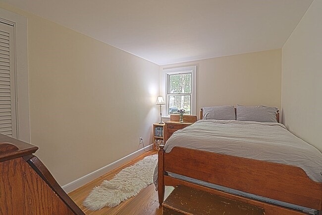 Building Photo - 113 Central St